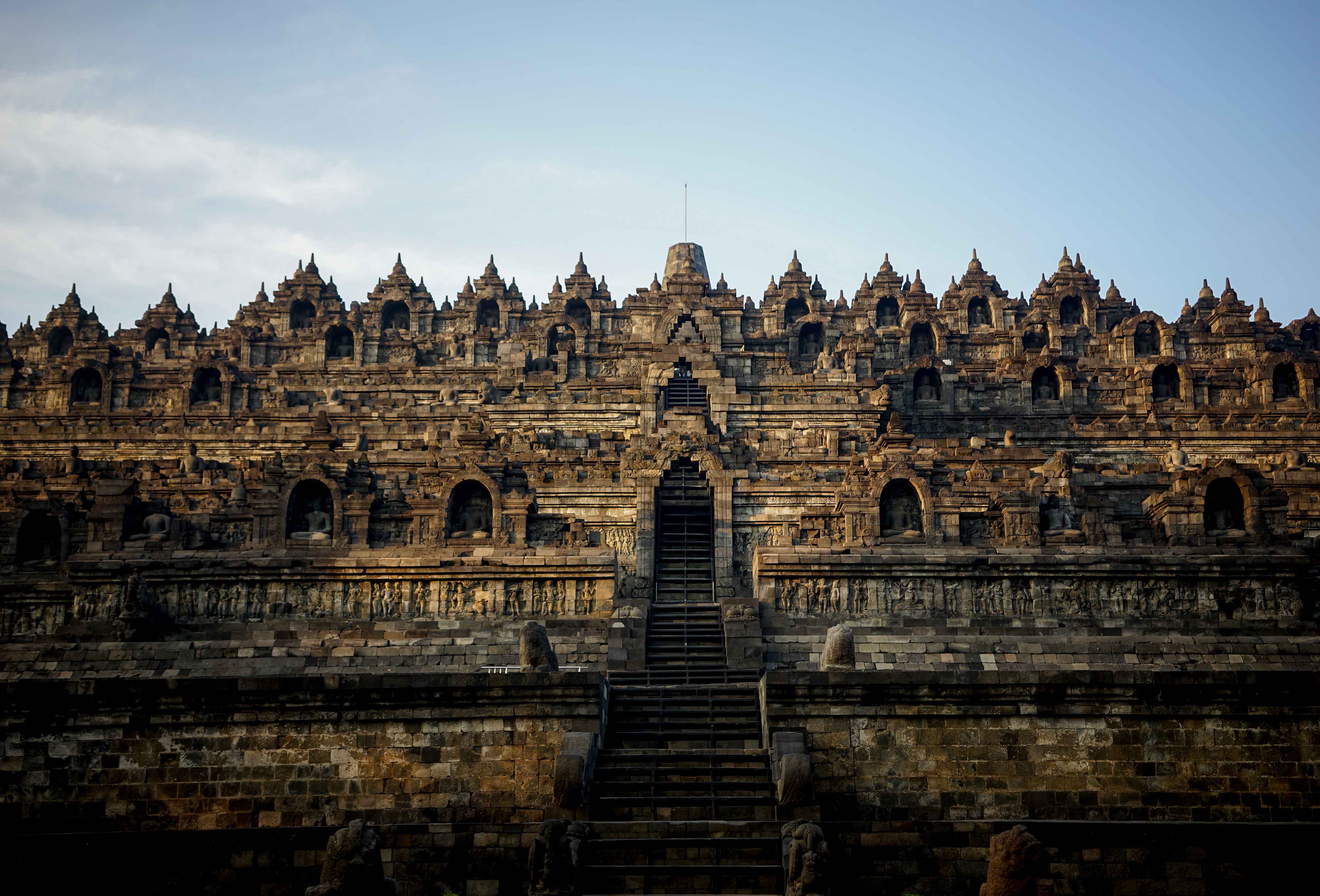 Demo Candi Borobudur